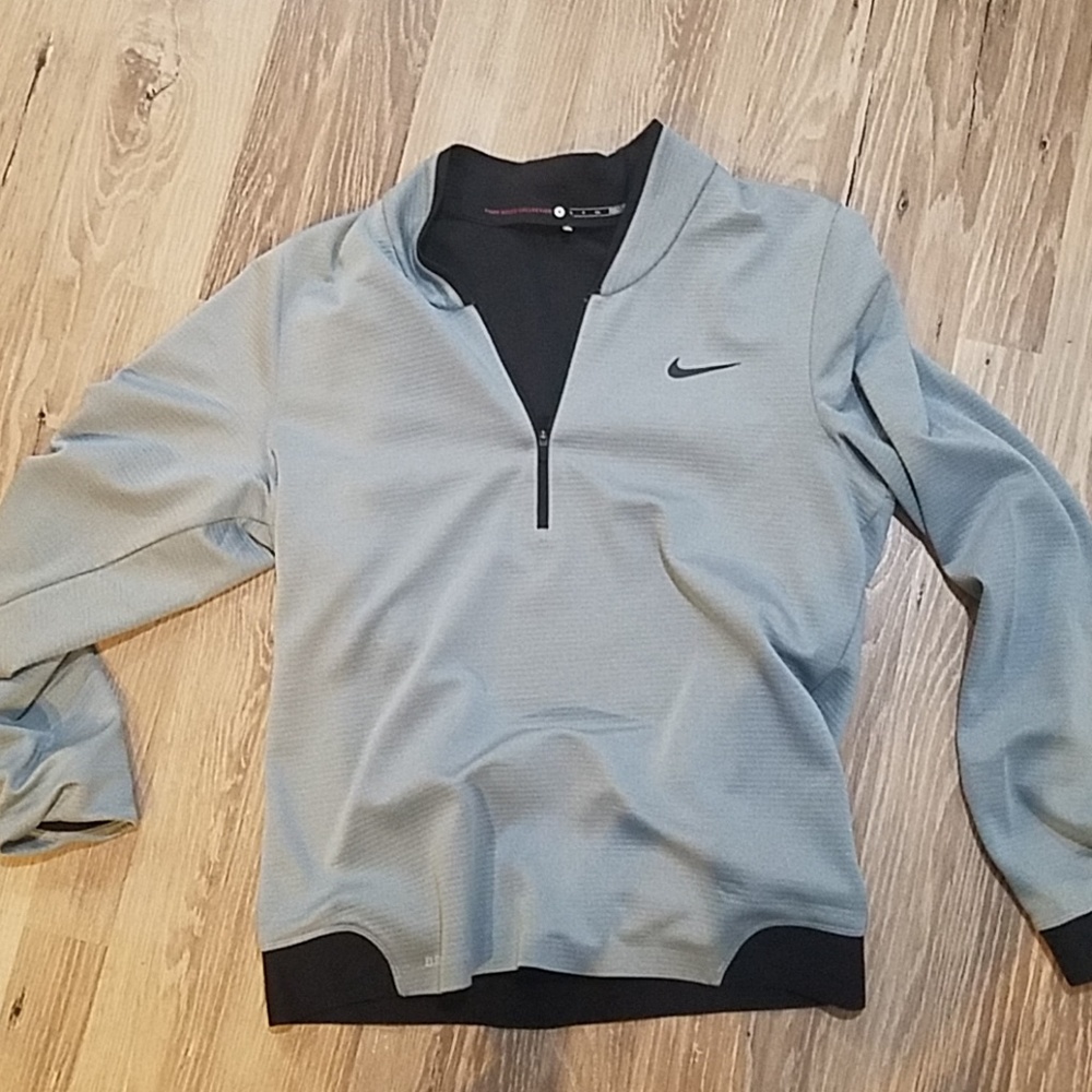 Nike Tiger Woods Collection pullover Golf shirt